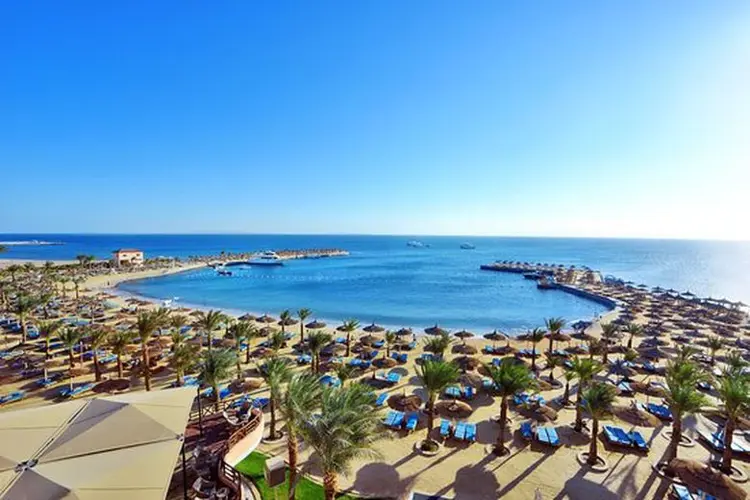 "Exclusive Escapes: Discovering the Hidden Gems of Hurghada's Private Beaches and Resorts"
